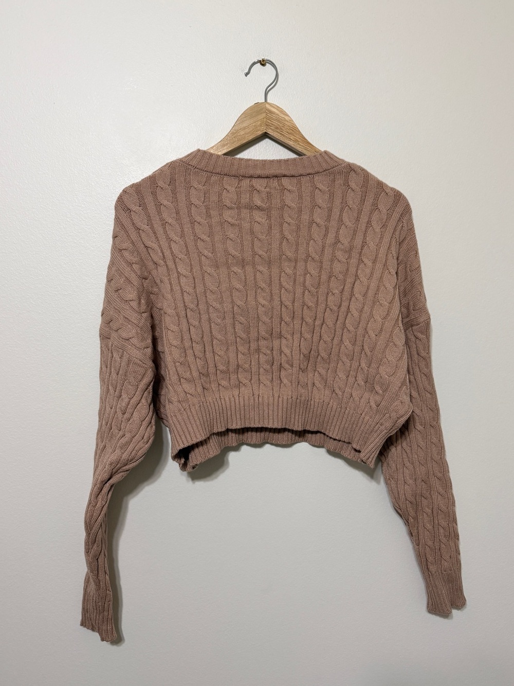 Altar’d State Cable-knit cropped crew-neck sweater size medium tan brown - Picture 6 of 8